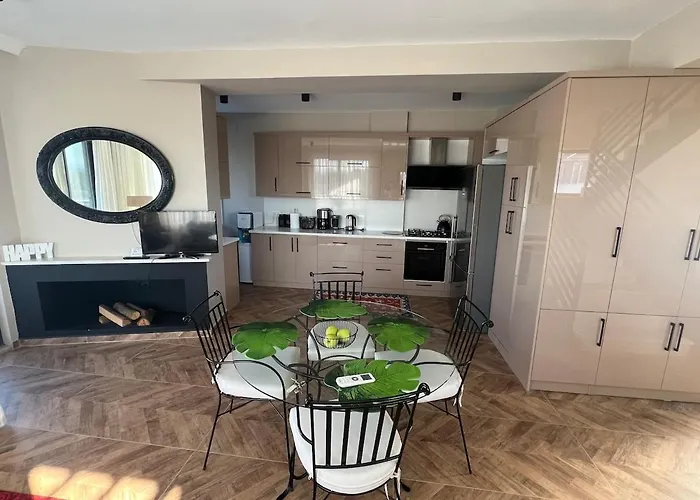 The Pool House Time Monthly Welcome * Dalaman