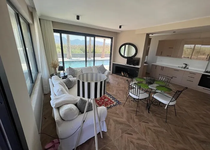 The Pool House Time Monthly Welcome Vila Dalaman