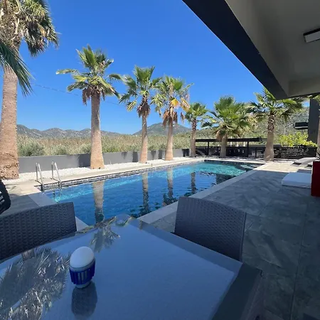 Villa The Pool House Time