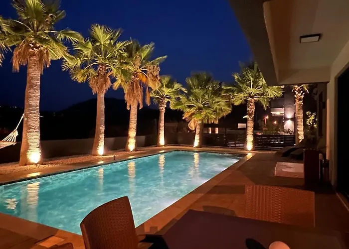 别墅 The Pool House Time Monthly Welcome