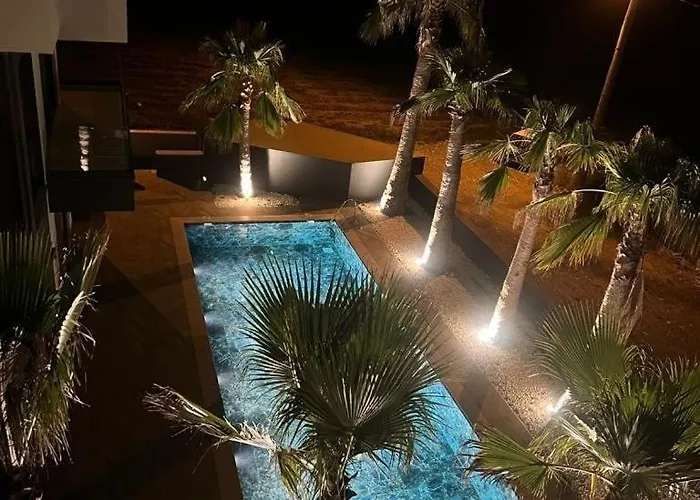 别墅 The Pool House Time Monthly Welcome 达拉曼