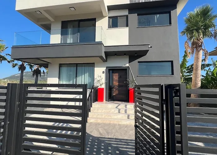 The Pool House Time Monthly Welcome 达拉曼